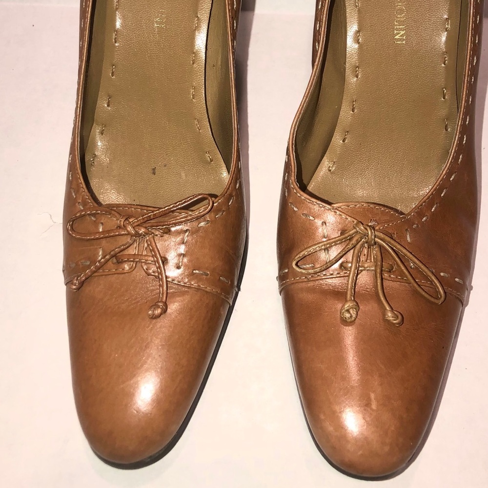 Enzo Angiolini Leather Heeled Loafers! Classic! - Picture 2 of 6